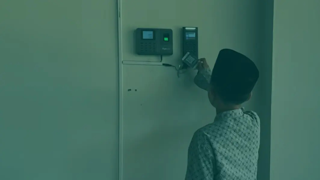 Presensi Cukup Tempel Kartu: Absensi Santri Otomatis dengan Teknologi Kartu RFID